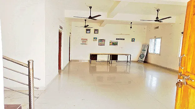 Sachivalayam  సచివాలయాలకు ... ఎప్పుడొస్తారో?