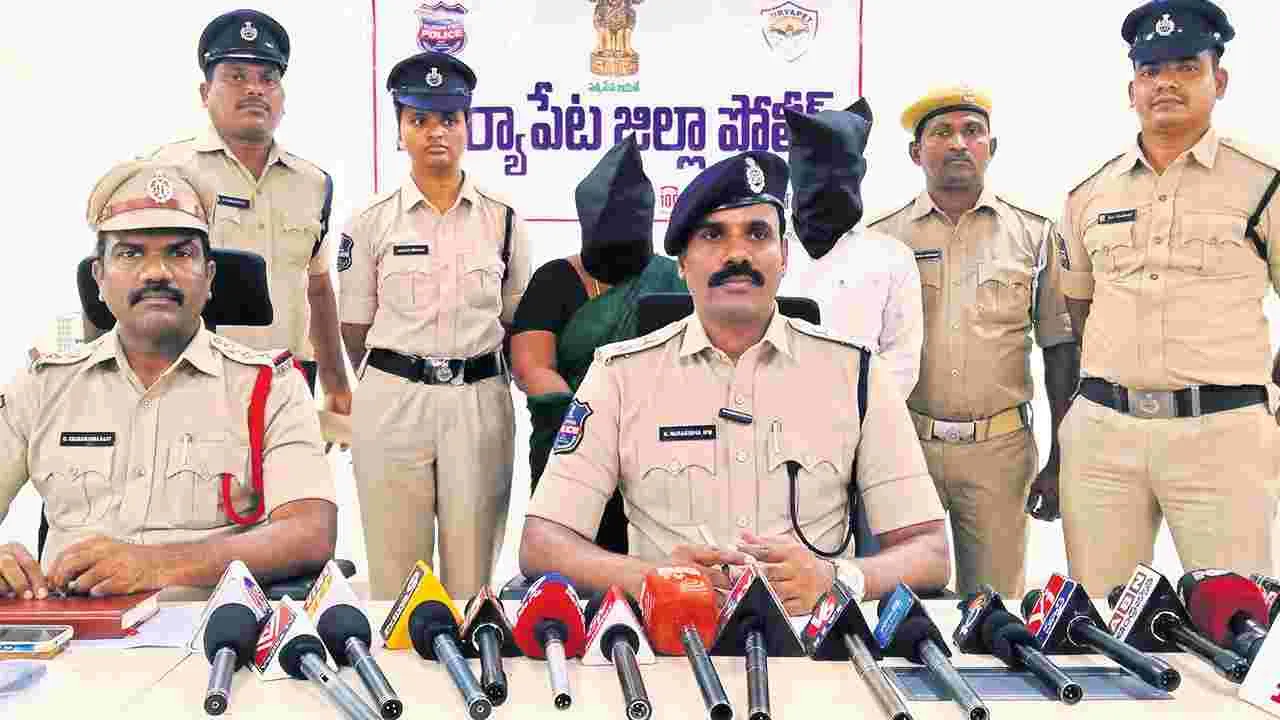 అప్పుపత్రాల కోసం మద్యం తాగించి వృద్ధురాలి హత్య