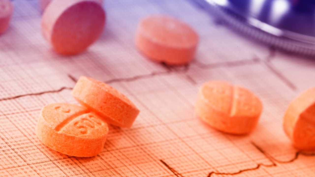 Statins: కొలెస్టరాల్‌ను తగ్గించే స్టాటిన్స్ గురించి ఈ విషయాలు తెలుసా