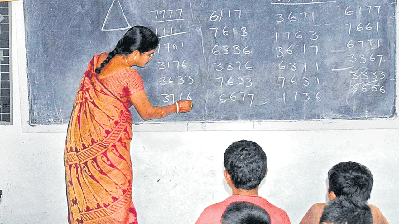 అంతర్‌ జిల్లా బదిలీలకు గ్రీన్‌సిగ్నల్‌