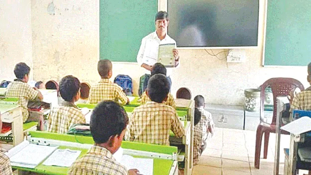  Assumed Charge!  కొలువుదీరారు!