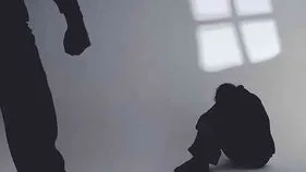 Minority Boys Residential School: మైనర్ బాలుడిపై టీచర్ అఘాయిత్యం.. ఇంటికి వెళ్లిన విద్యార్థి..