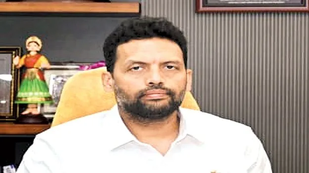 టికెట్లు అమ్ముకునే సంస్కృతి లేదు