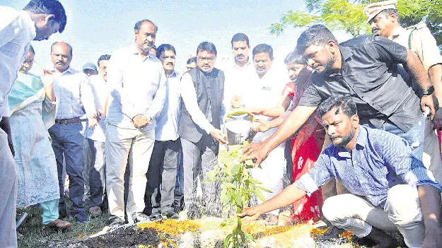 స్వచ్ఛాంధ్ర - స్వర్ణాంధ్ర మొక్కుబడి