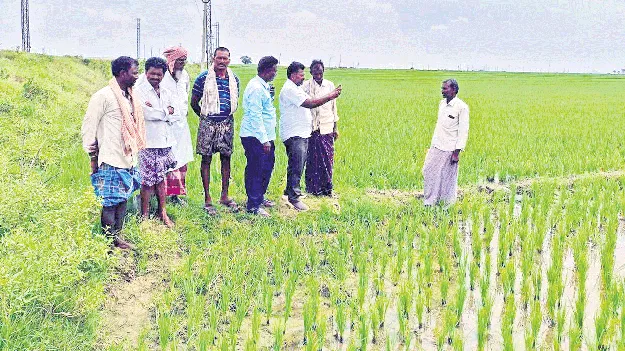 రైతులకు ఈ-పంట.. కూలీలకు ఈకేవైసీ