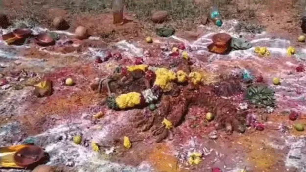 వీరప్పల్లె గుట్టపై వైసీపీ నేత క్షుద్రపూజలు