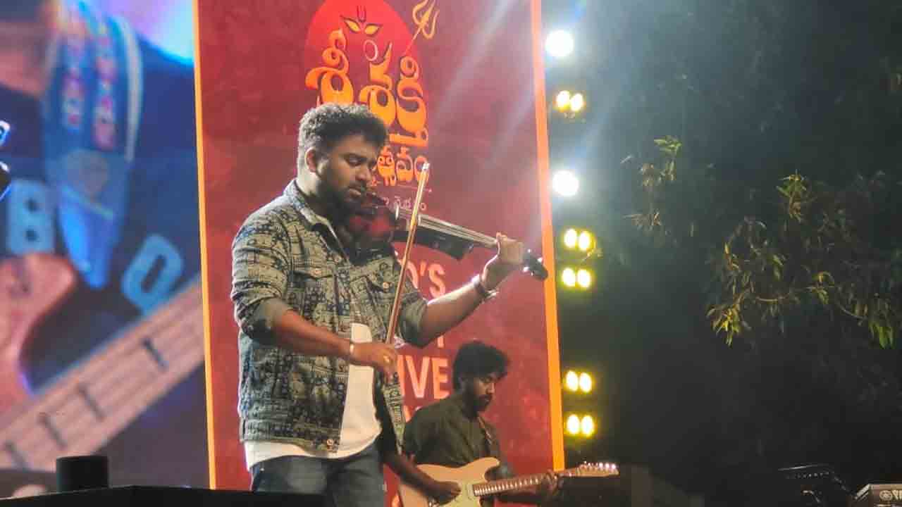 Governor Abdul Nazeer: విజయవాడ ఉత్సవ్‌‌లో పాల్గొన్న ఏపీ గవర్నర్ అబ్దుల్ నజీర్