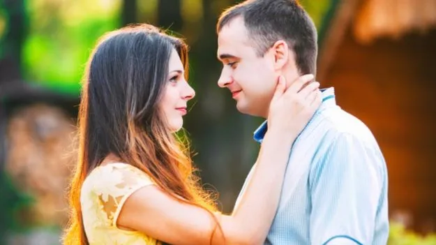 Advice for Marriage Women: భార్య ఈ విషయాలను తన భర్త నుండి ఎప్పుడూ దాచకూడదు