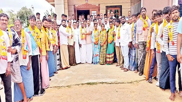 టీడీపీ బలోపేతానికి కృషి