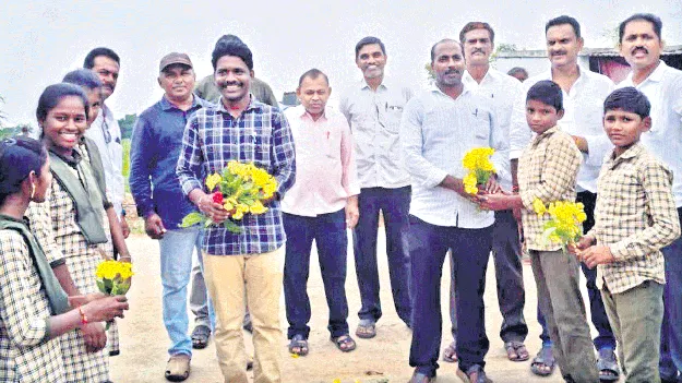 స్కూళ్లకు ‘కొత్త’కళ