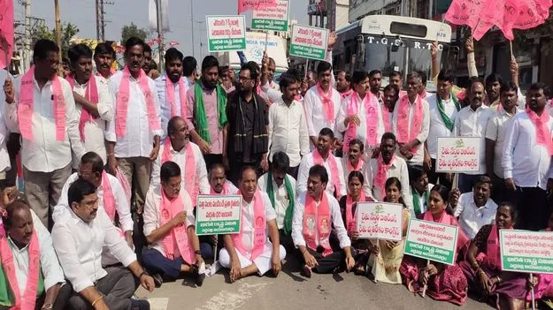 పాత పద్ధతి ప్రకారమే పత్తి కొనుగోలు చేయాలి