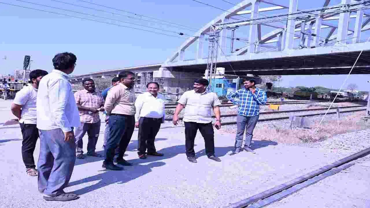 కూనారం ఆర్వోబీ పనులు జూలైలోగా పూర్తిచేయాలి