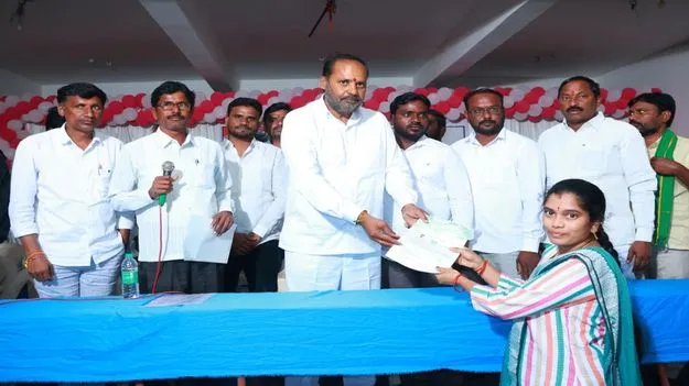 ప్రజల ఆరోగ్యానికి సీఎంఆర్‌ఎఫ్‌ భరోసా 