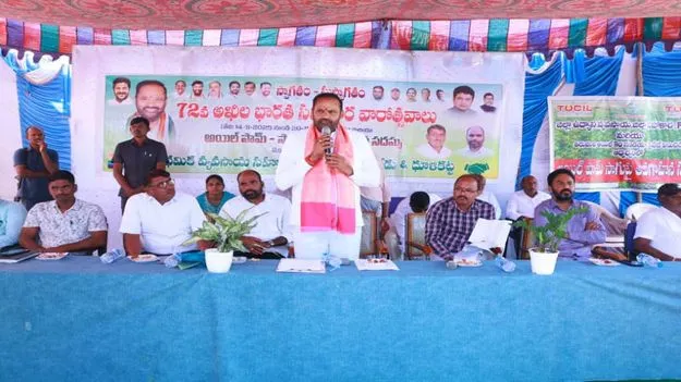 ఆయిల్‌పామ్‌ సాగుతో అధిక లాభాలు