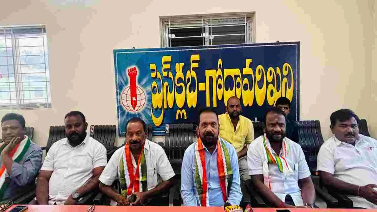 అభివృద్ధి చూడలేకనే ఎమ్మెల్యేపై  ఆరోపణలు