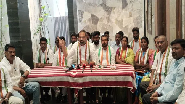 అక్రమ ఇసుక రవాణాకు తెర తీసింది బీఆర్‌ఎస్‌ పార్టీనే