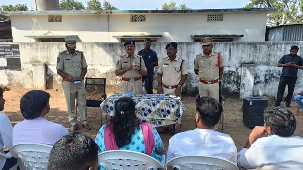 యువత గొడవల్లో తలదూర్చవద్దు