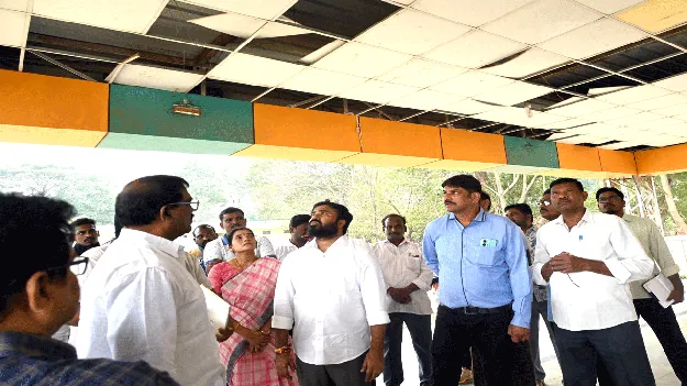 ఏలూరులో స్టేడియాల రూపురేఖల్ని మార్చండి