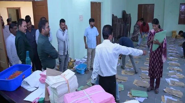 ఎన్నికల విధులు పకడ్బందీగా నిర్వహించాలి