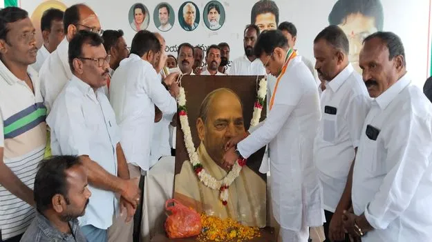 గ్రామాల అభివృద్ధికి పాలకవర్గాలు కృషి చేయాలి  