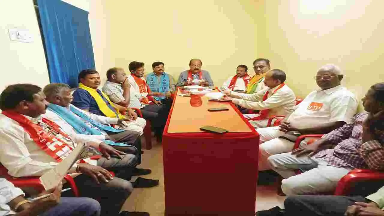 సింగరేణి పరిరక్షణకు ‘సింగరేణి పోరుగర్జన’