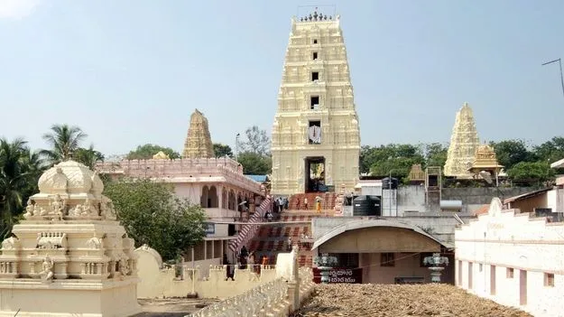 అద్వితీయం