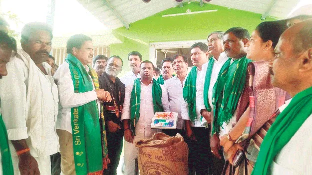 రైతు సంక్షేమానికి ప్రభుత్వం కృషి : ఎమ్మెల్యే