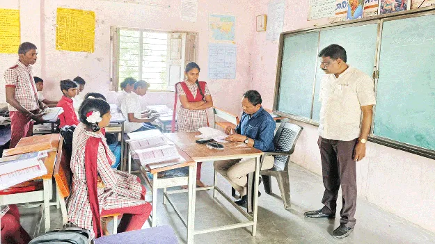 పదిలో వందశాతం ఫలితాలు రాబట్టాలి