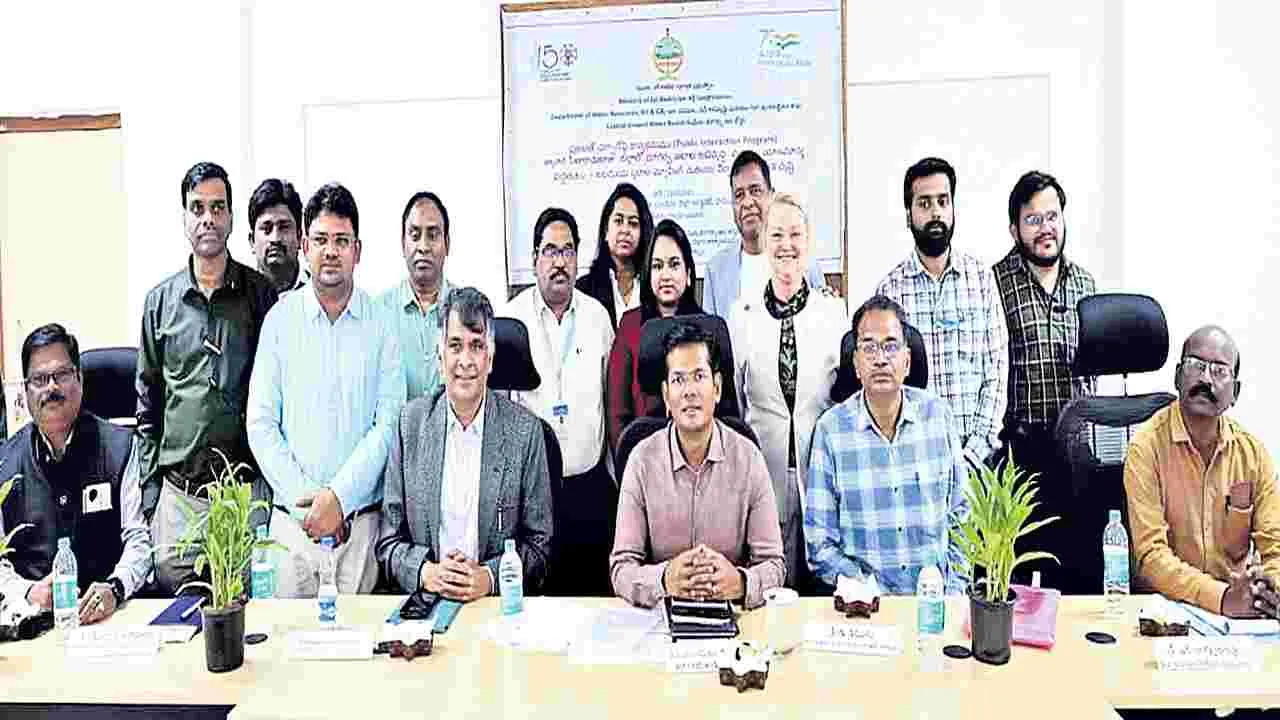 భూగర్భ జలాల వృద్ధికి నిరంతరం కృషి