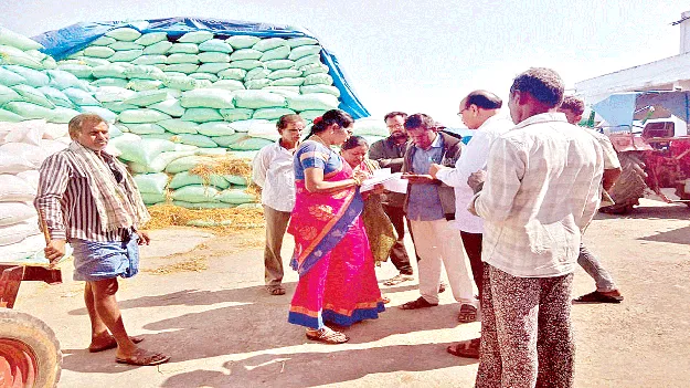 ఆర్‌ఎస్‌కేల్లో సమయపాలన పాటించాలి