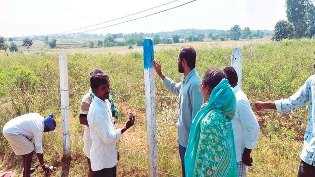   ఇరిగేషన్‌ భూమిలో హద్దులు కేటాయింపు