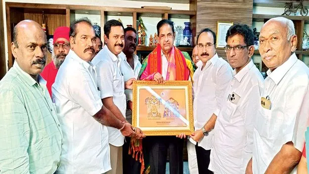    శ్రీశైల అభివృద్ధికి సహకరించండి