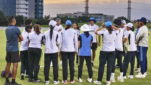 BCCI Decision: దేశవాళీ మహిళా క్రికెటర్ల ఫీజులు భారీగా పెంపు