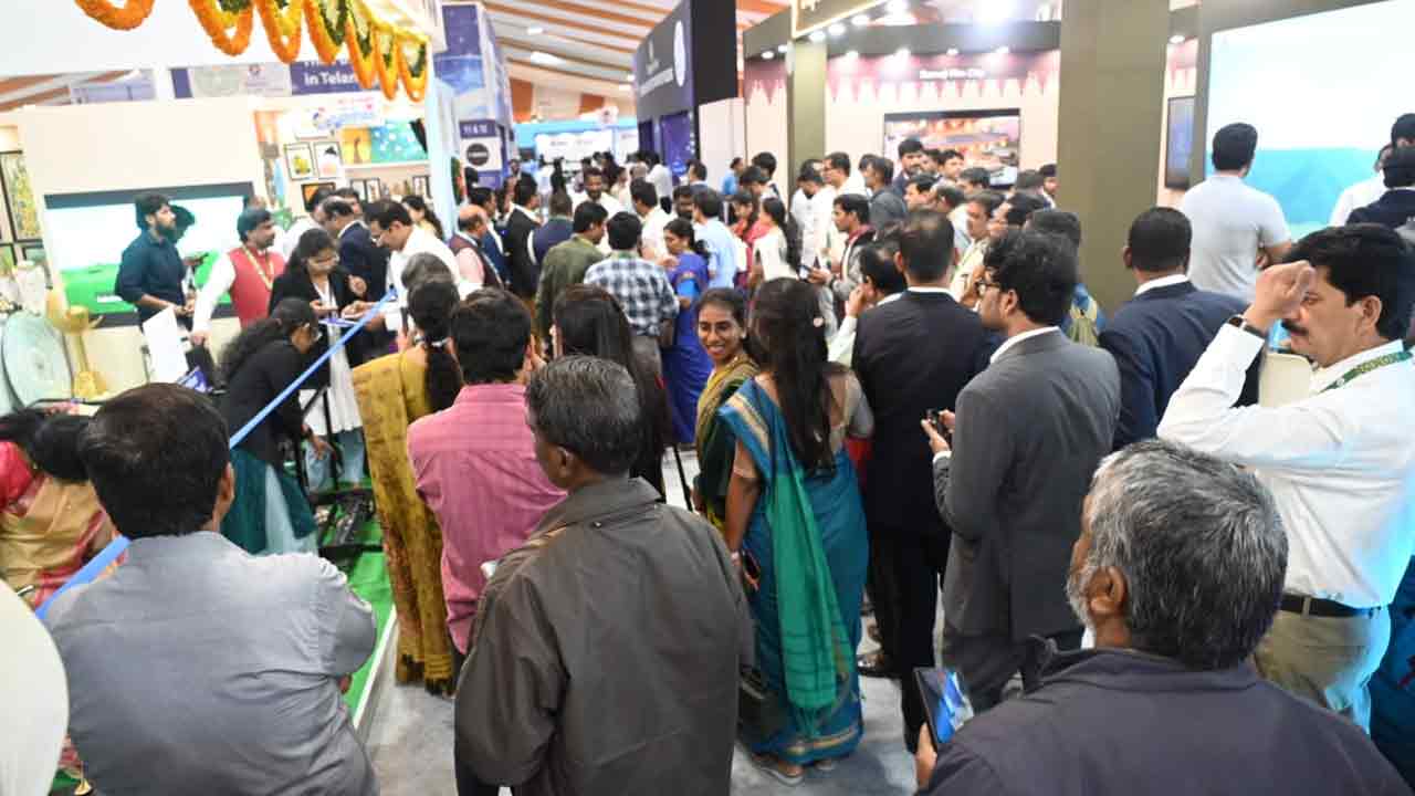 ఫ్యూచర్ సిటీలో ప్రారంభమైన గ్లోబల్ సమ్మిట్