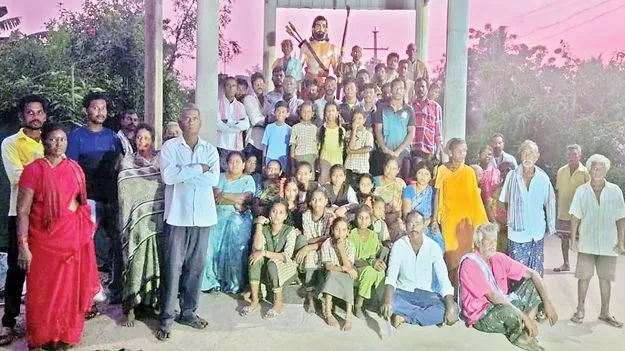 ఎస్టీ సర్టిఫికెట్ల కోసం.. పోరుబాట