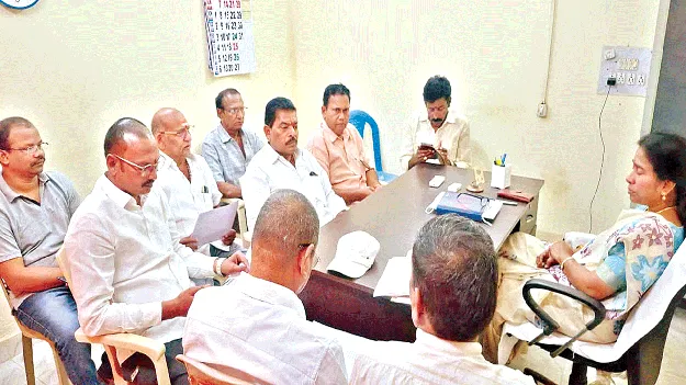   ఓటర్ల జాబితాలను పరిశీలించుకోవాలి