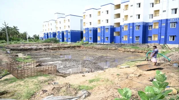 పండగ ఇళ్లు