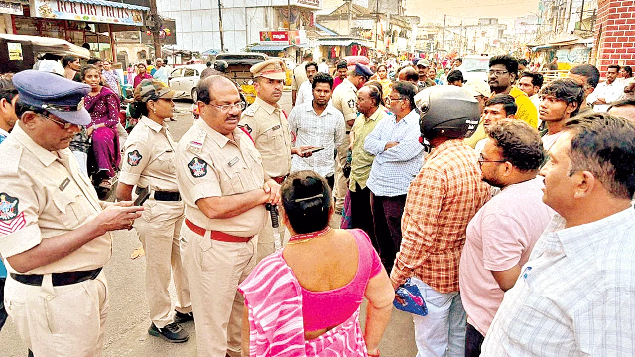 నేరాల నియంత్రణకు ప్రత్యేక చర్యలు