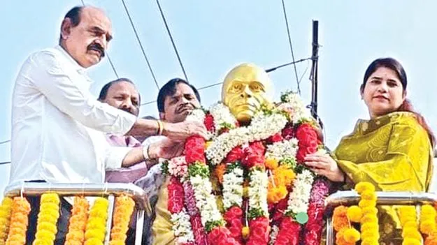 పొట్టి శ్రీరాములు త్యాగం అనిర్వచనీయం