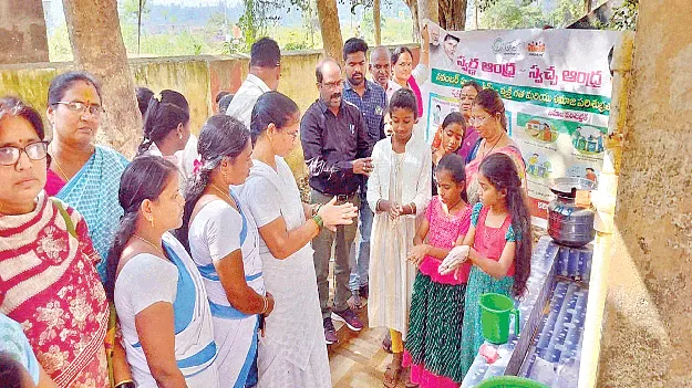   మేలు చేసే పనులపై శ్రద్ధవహించాలి