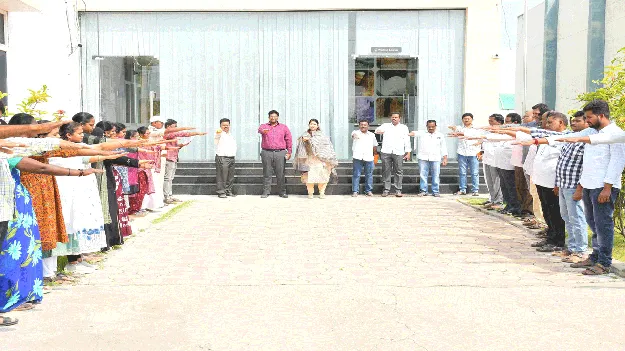 ప్రజలు భాగస్వాములు కావాలి