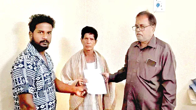 కంటి ఆపరేషన్‌ చేస్తే.. ఉన్నచూపు పోయింది