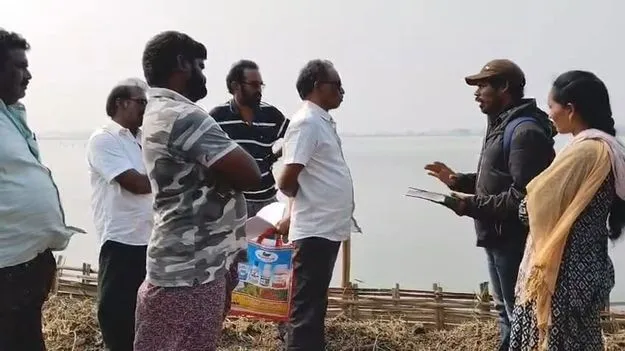 భూముల రీ సర్వే తప్పులతడక