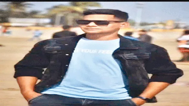 చిన్నారిని కాపాడేందుకు ప్రయత్నించి..