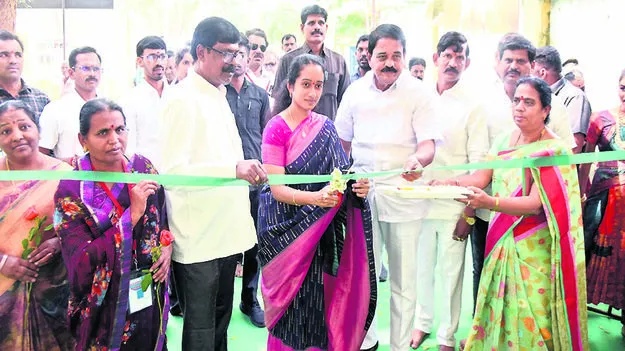 MLA: దివ్యనామస్మరణ చాంటింగ్‌ ప్రారంభం