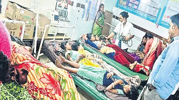 24 మంది విద్యార్థినులకు అస్వస్థత