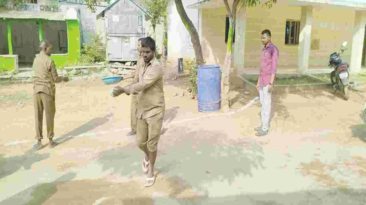  పల్లె పదవులకు రాజకీయ జోష్‌