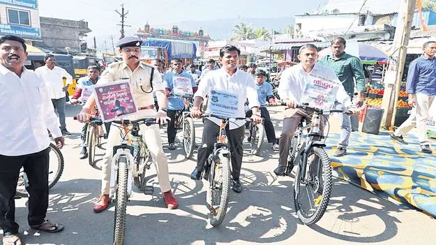 గంజాయికి దూరంగా ఉండాలి 