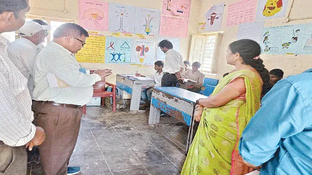  శతశాతం ఉత్తీర్ణత సాధించాలి