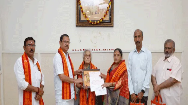 అన్నప్రసాద వితరణకు విరాళం 